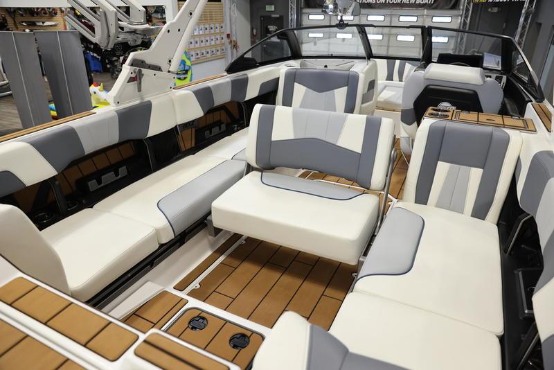 2024 Malibu 24 MXZ