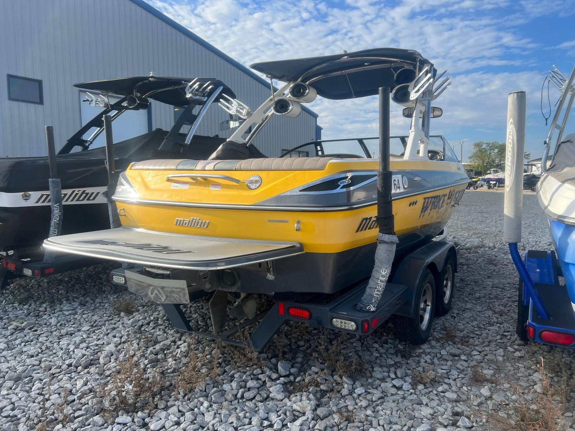 2011 Malibu Wakesetter VTX - MAKE AN OFFER!!!!!