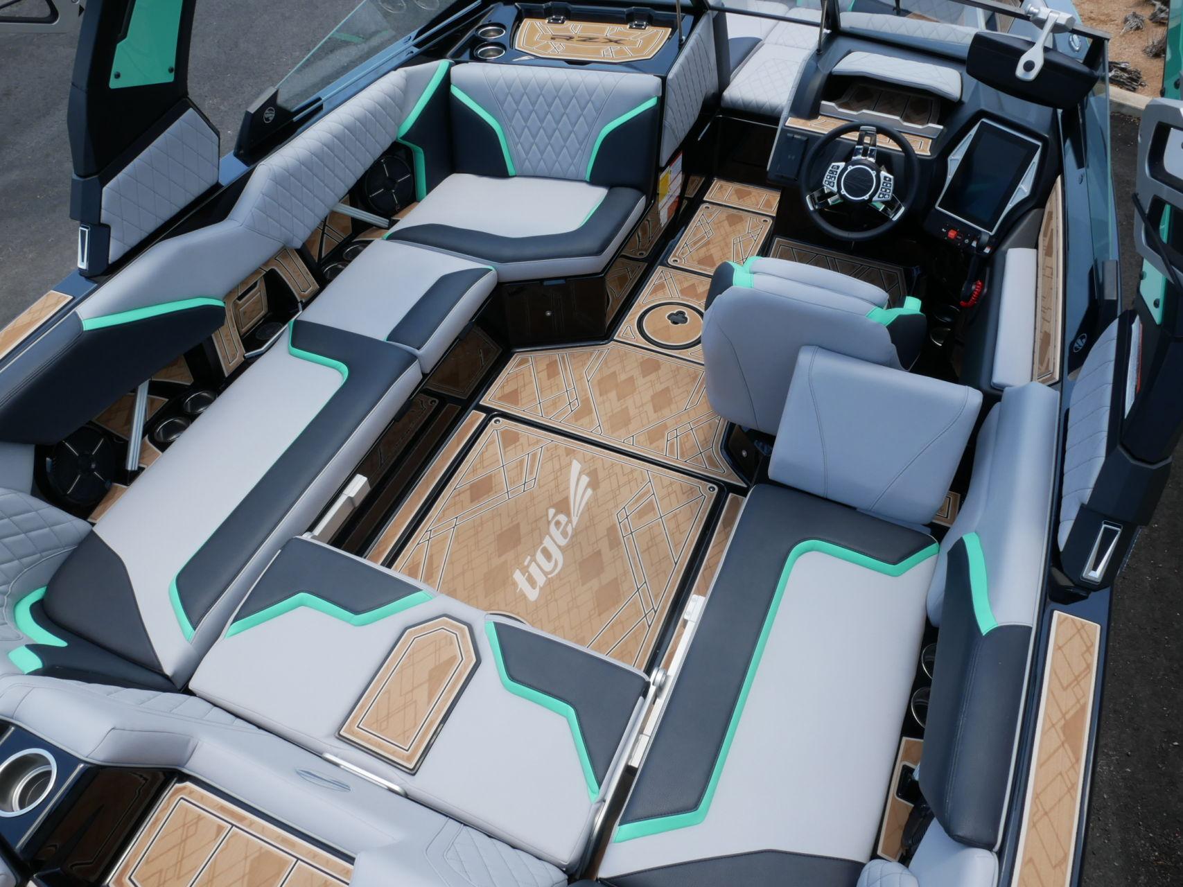 2022 Tige 22RZX