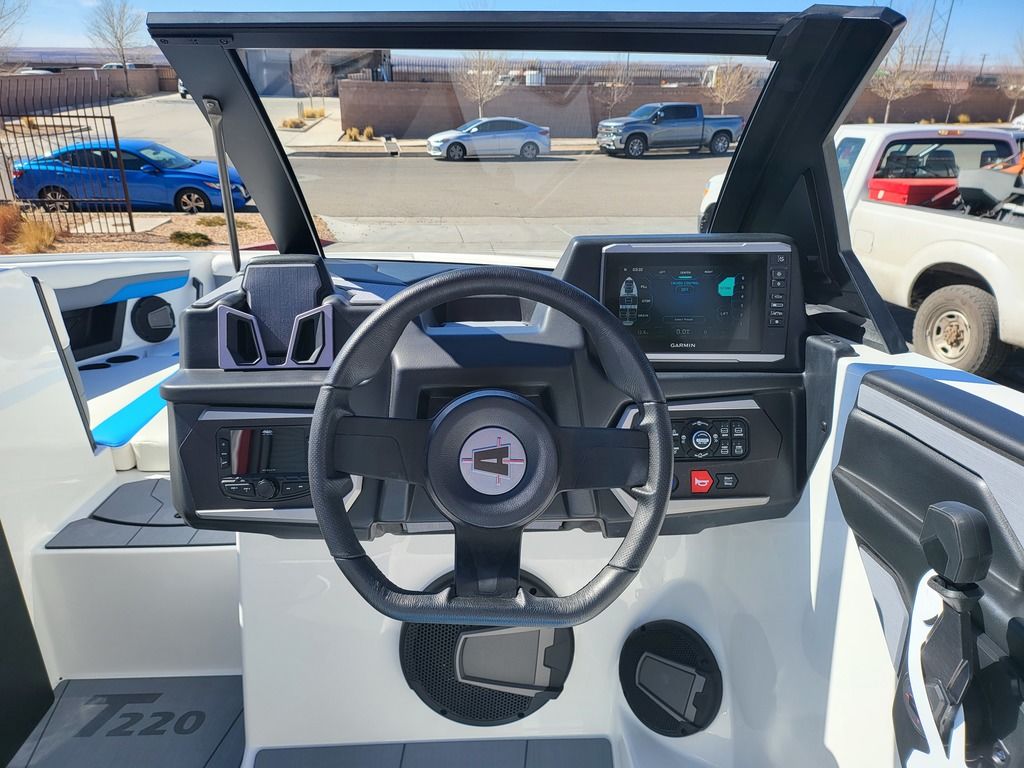 2025 Axis Wake Research T220 Icon