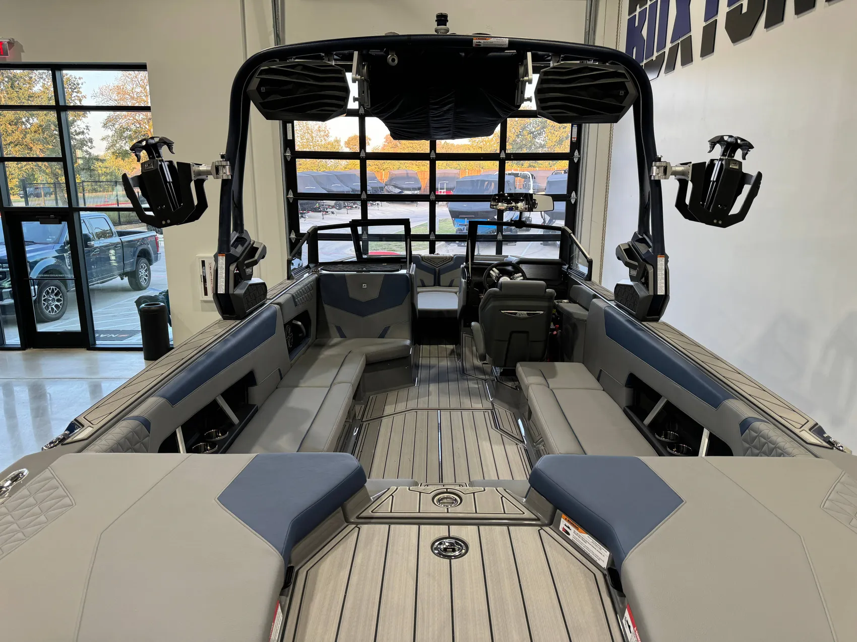 2025 Nautique GS24