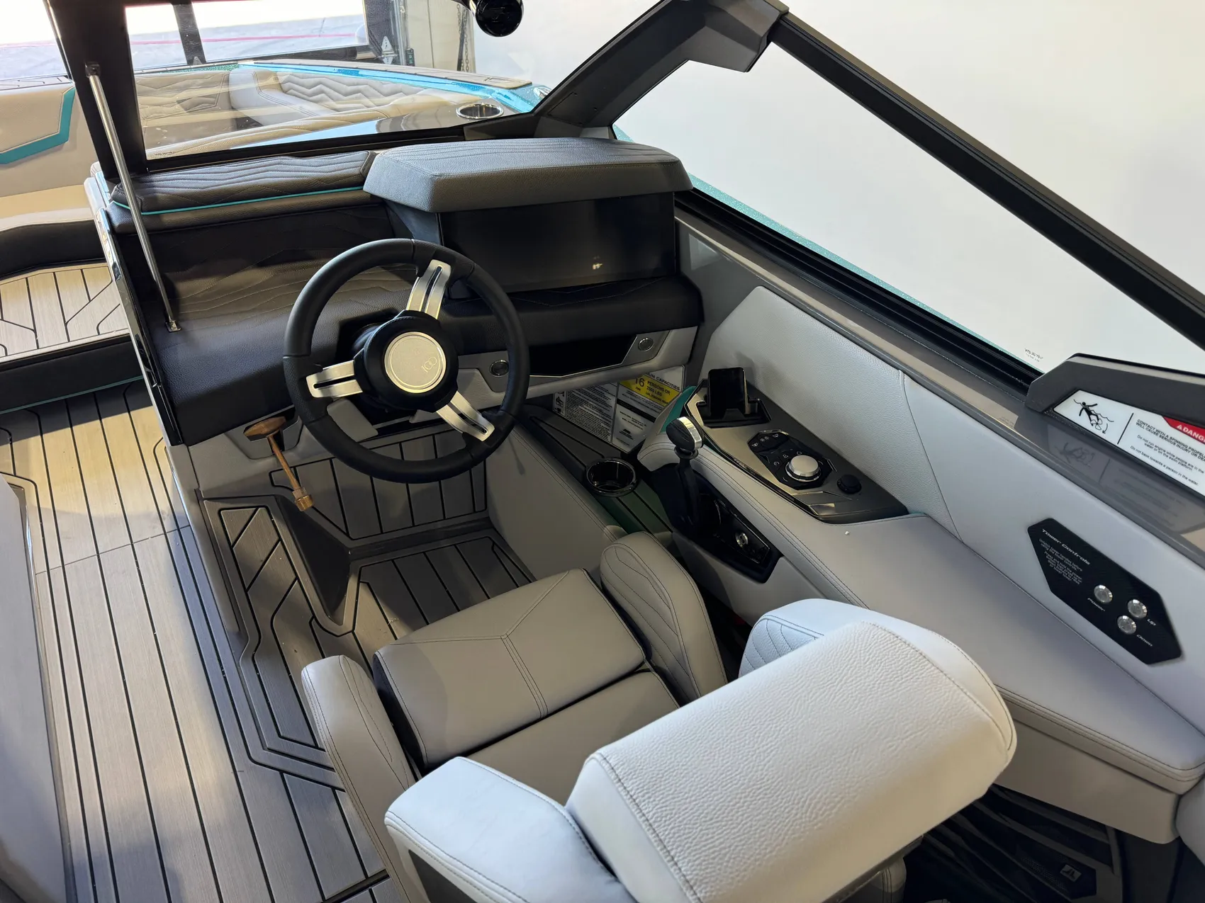 2025 Nautique G23