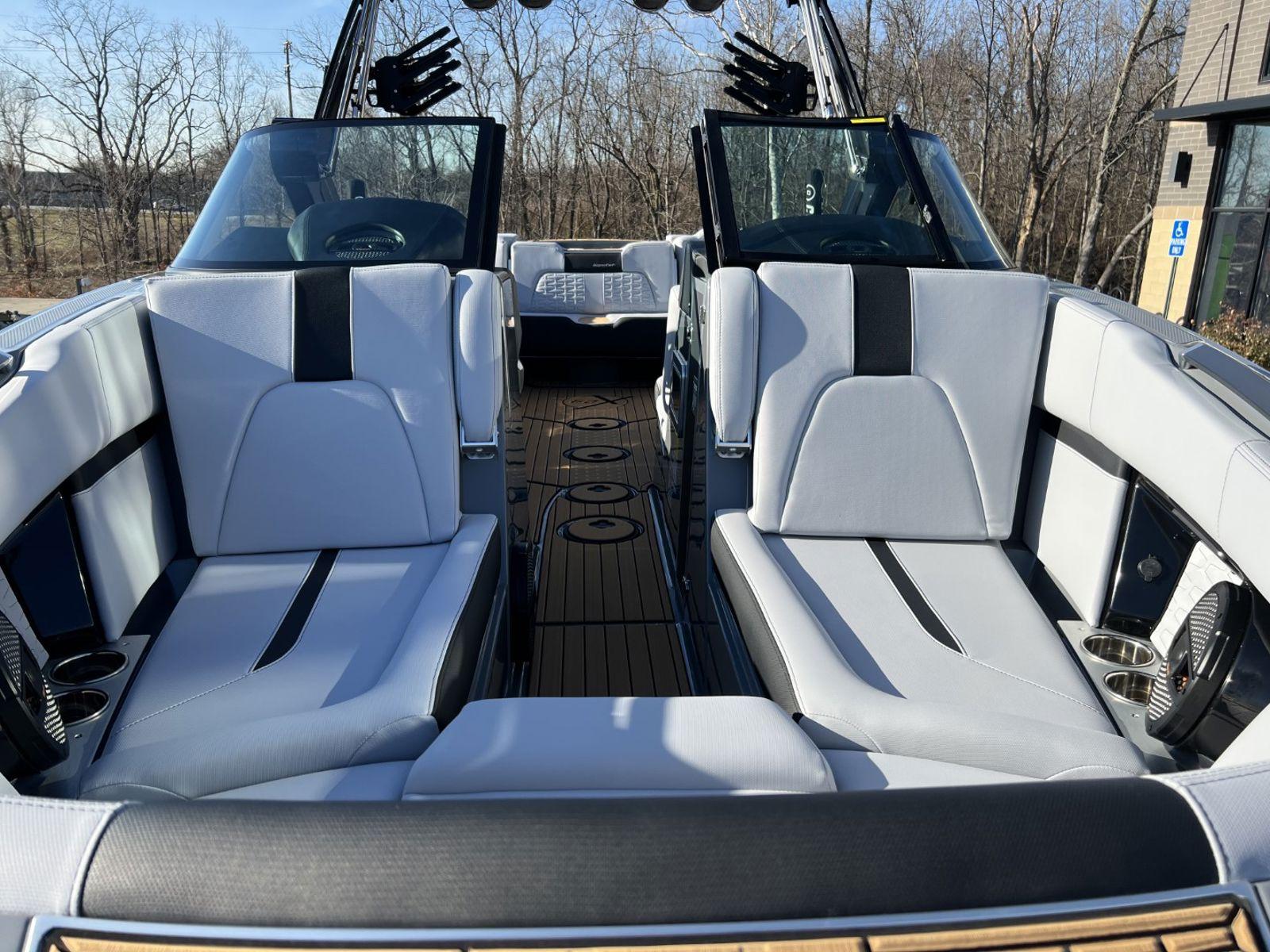 2024 MasterCraft X24