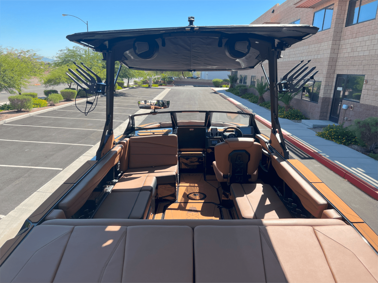 2025 Axis A225