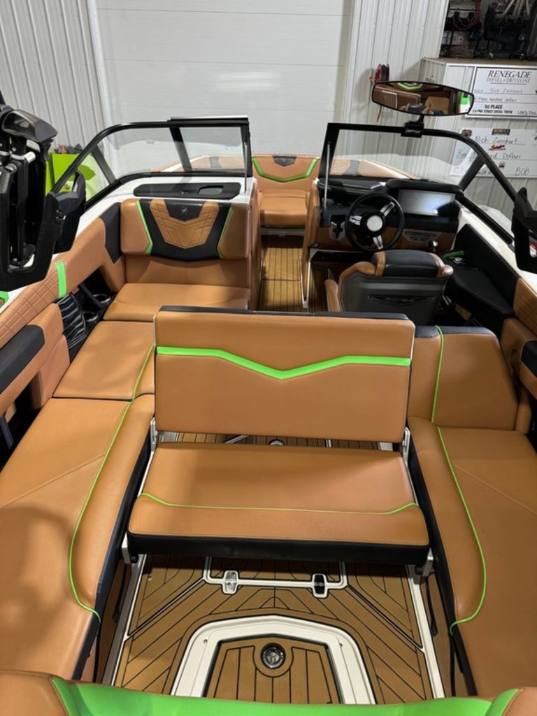 2021 Nautique Super Air Nautique G23