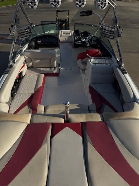 For Sale: 2010 MasterCraft X-55 | 450HP | Tower | Low 102 Hours | Trailer Included – $70,000