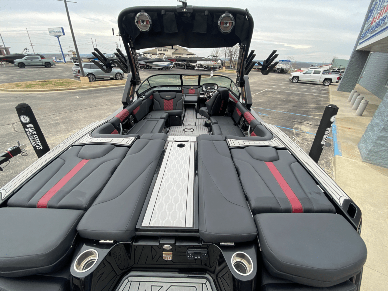 2022 MasterCraft XT24
