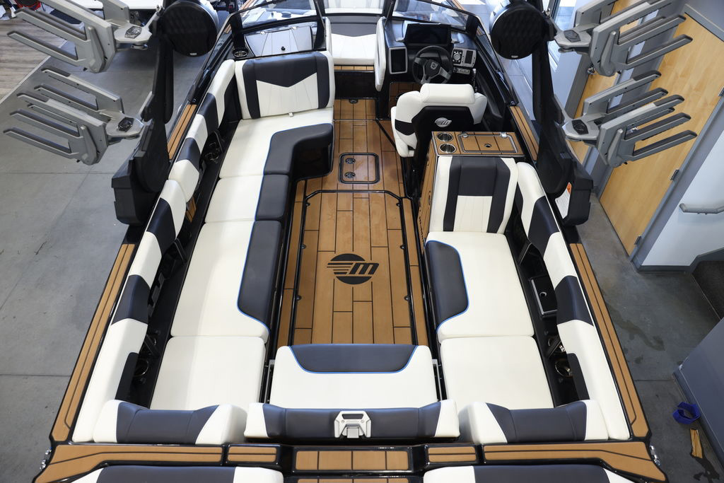 2024 Malibu 24 MXZ