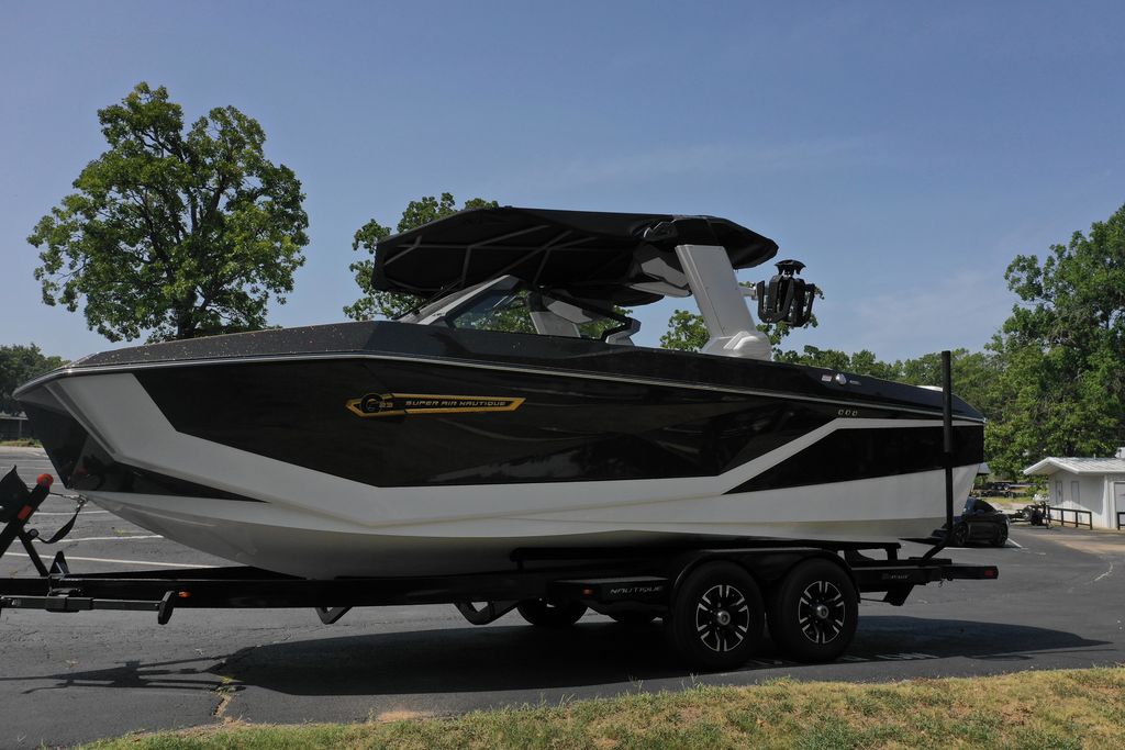 2025 Nautique Super Air Nautique G23