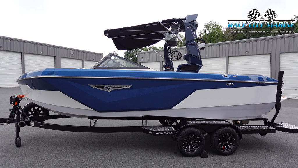 boat.Title