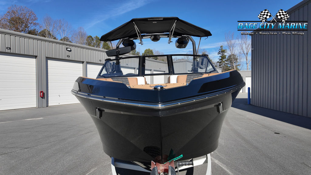2025 Nautique S21