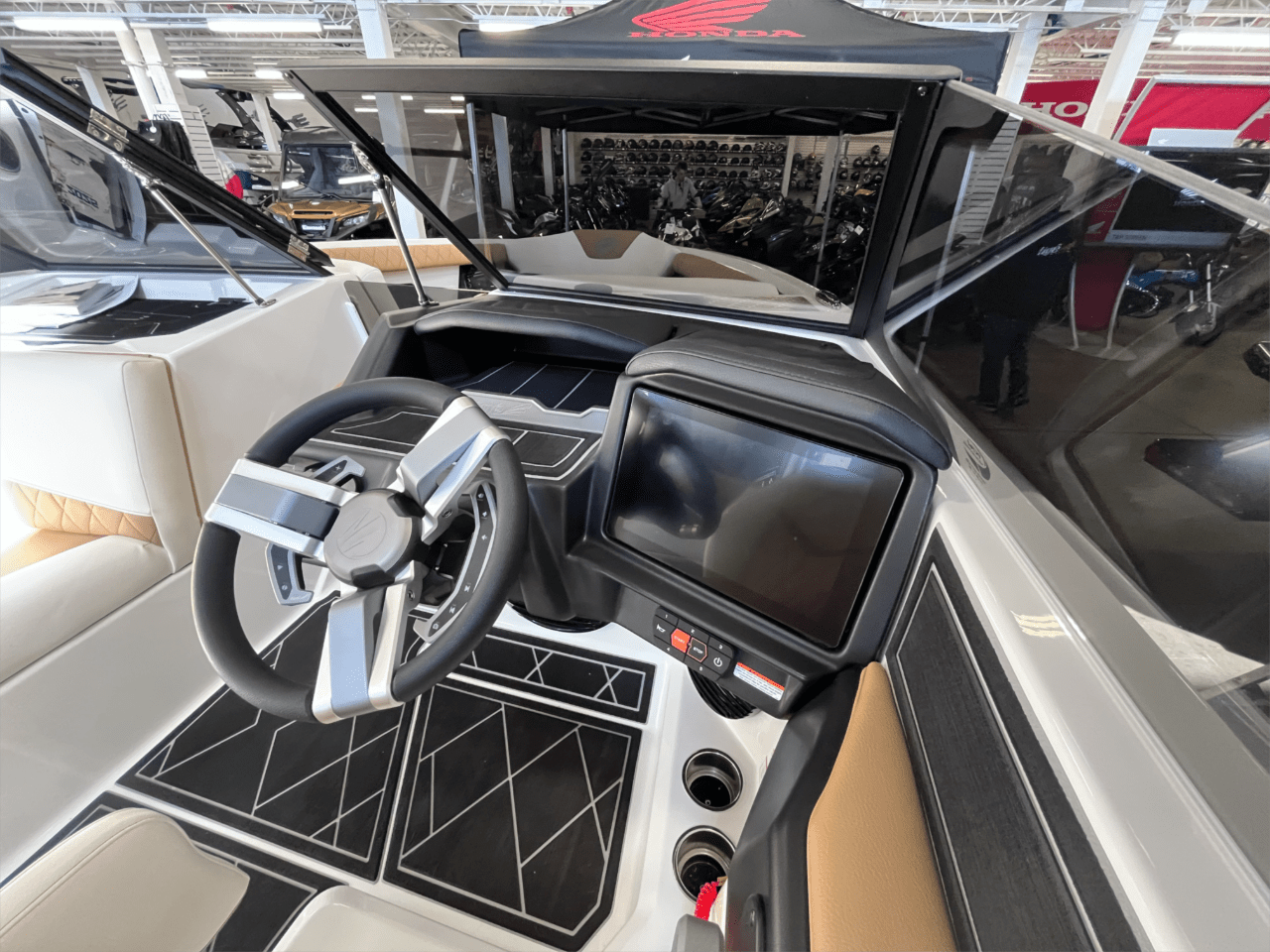2022 Nautique Paragon G25! Only 200 hours! USA DELIVERY available!