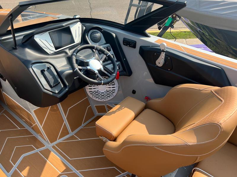 2024 Supreme S220 w/trailer L96 409HP – MUST GO!