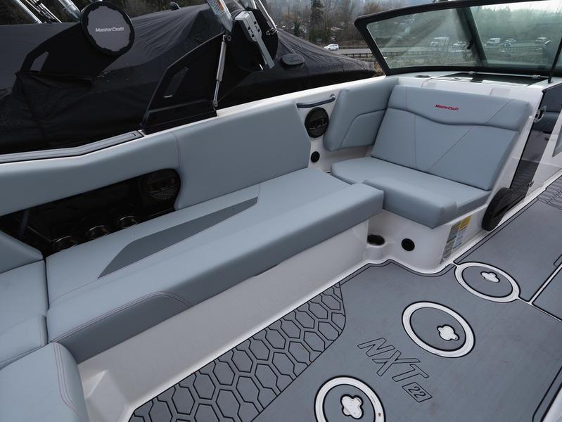 New 2024 MasterCraft NXT22