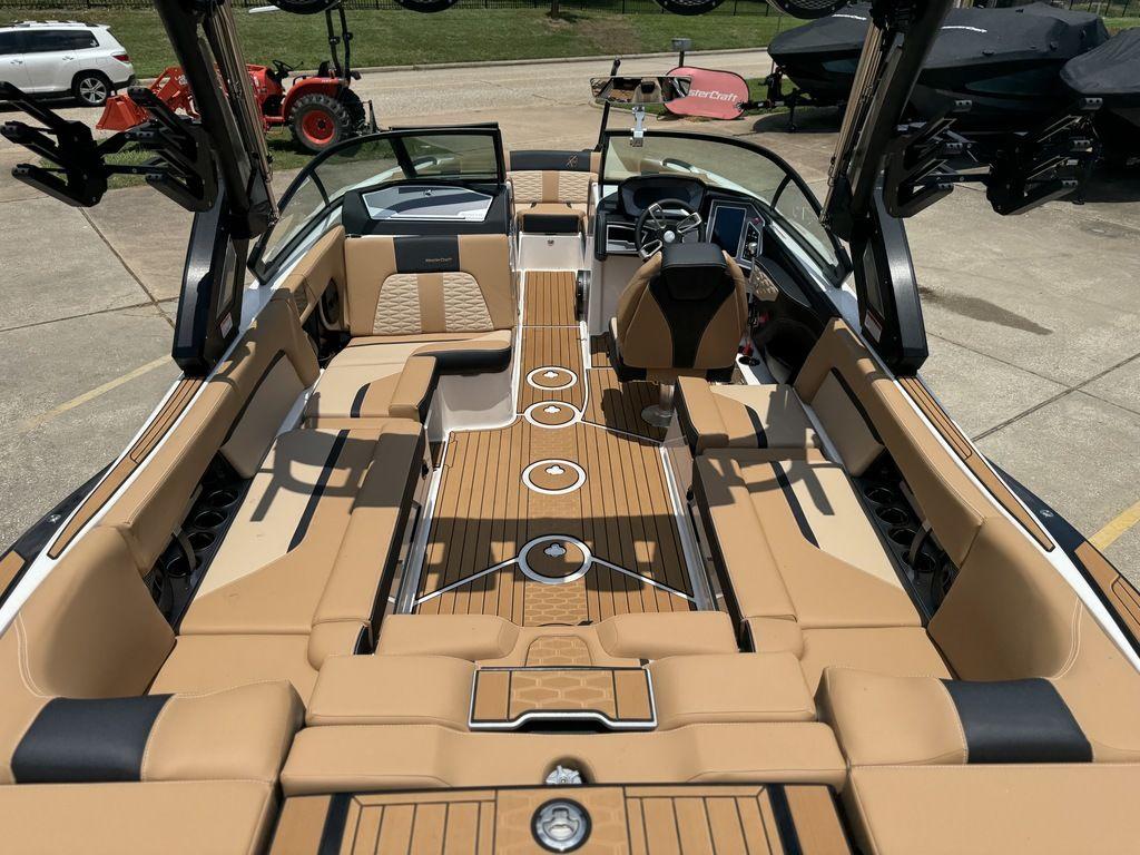 2024 MasterCraft X24