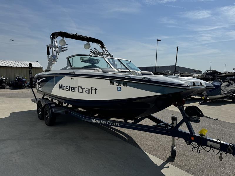 2013 MasterCraft X25