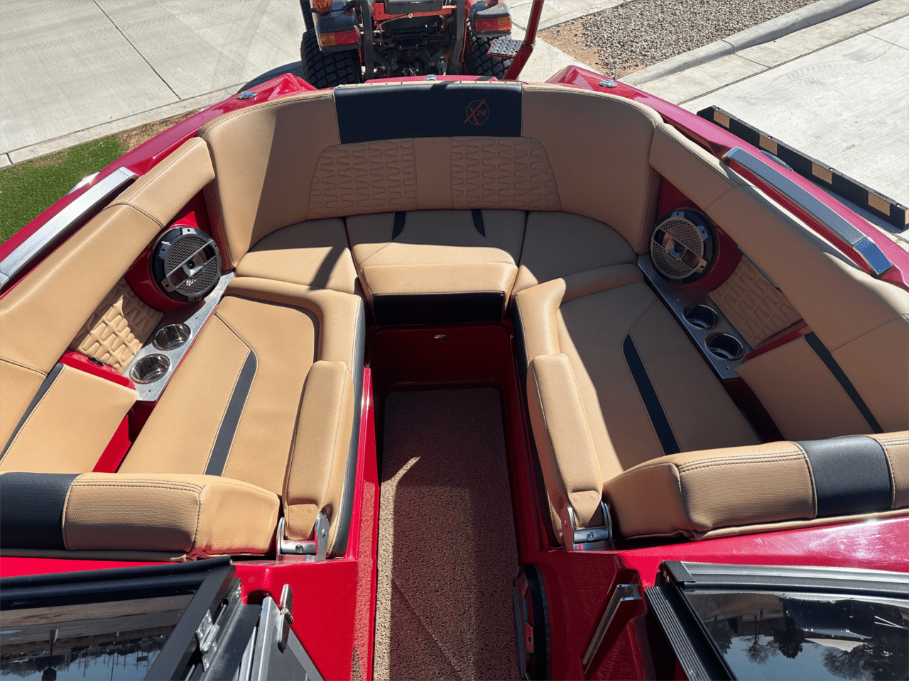 2023 MasterCraft X24