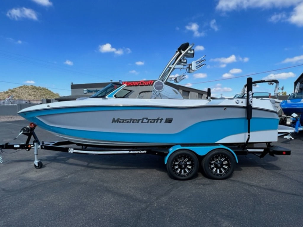 boat.Title