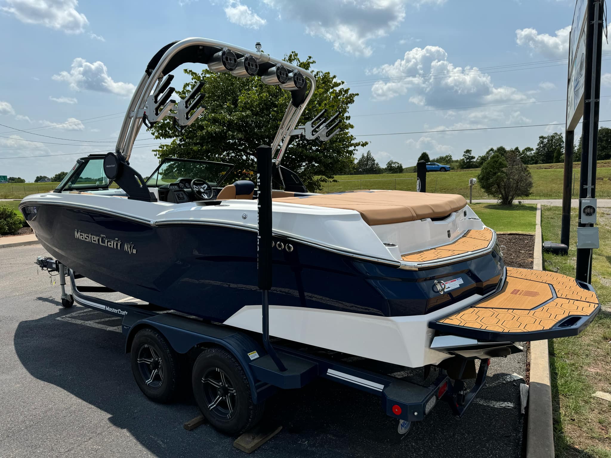 2023 Mastercraft NXT22(REDUCED PRICE)
