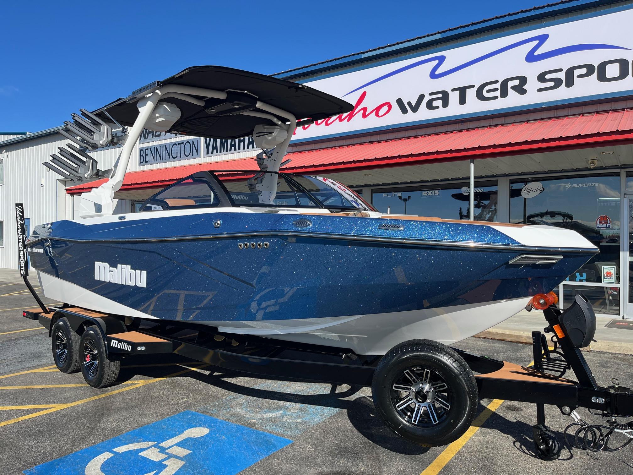 2025 Malibu 25 LSV