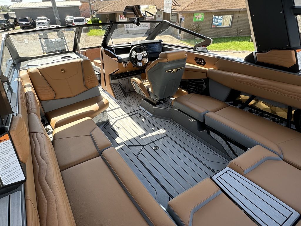 2025 Nautique Super Air Nautique G23