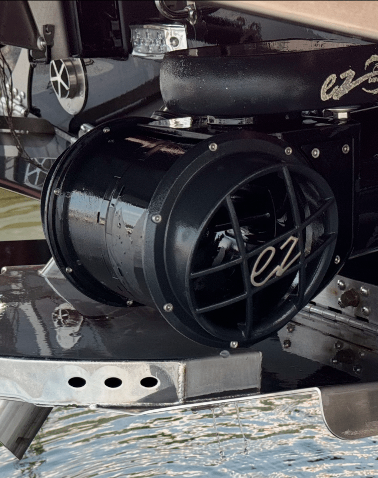 2021 Centurion Ri257 – LOADED w/ added Stern Thruster!