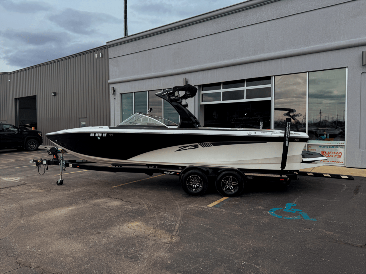 boat.Title