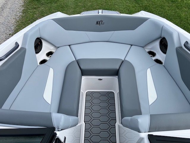 2024 MasterCraft NXT 20