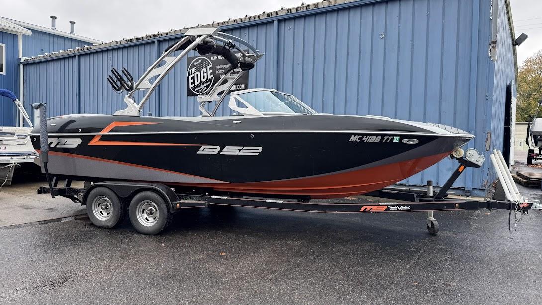 boat.Title