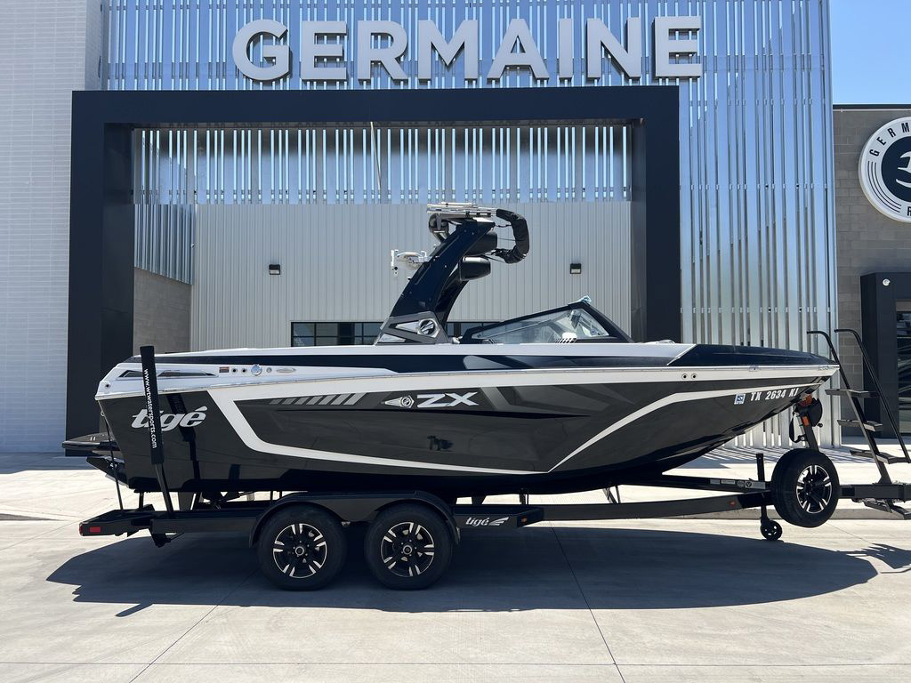 boat.Title