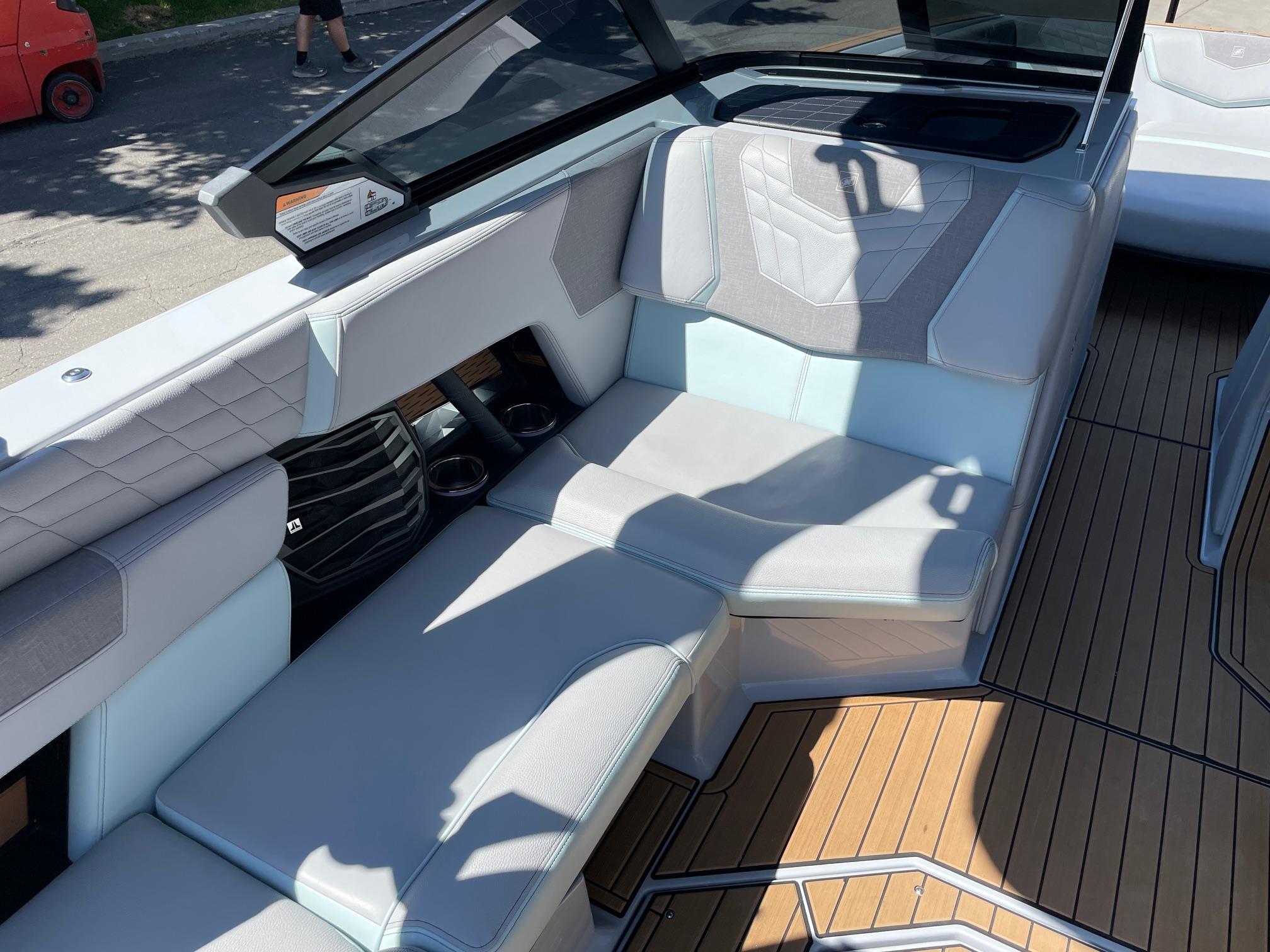 2022 NAUTIQUE G25 W/YANMAR 8LV DIESEL 4.5L DIRECT INJECTION. REDUCED!