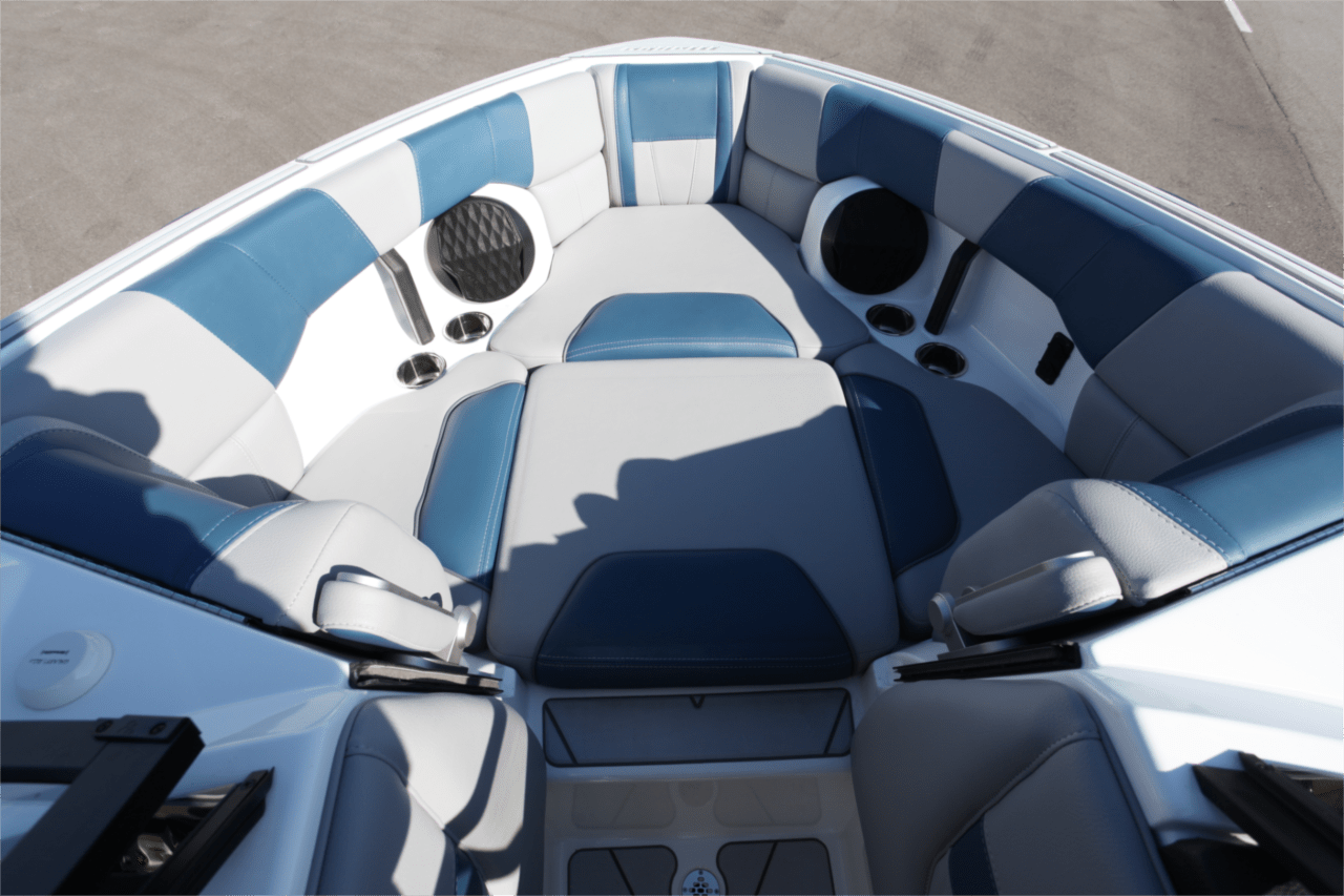 2022 Malibu 23 LSV