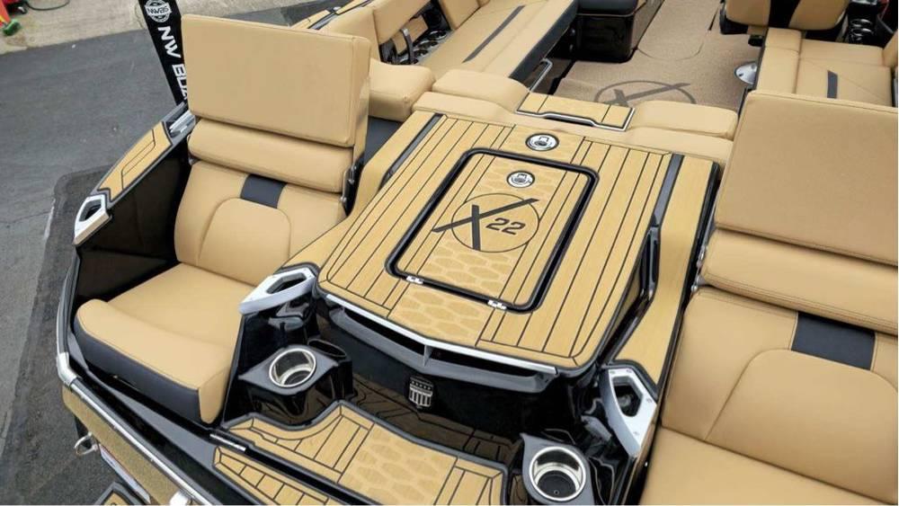 2024 MasterCraft X22