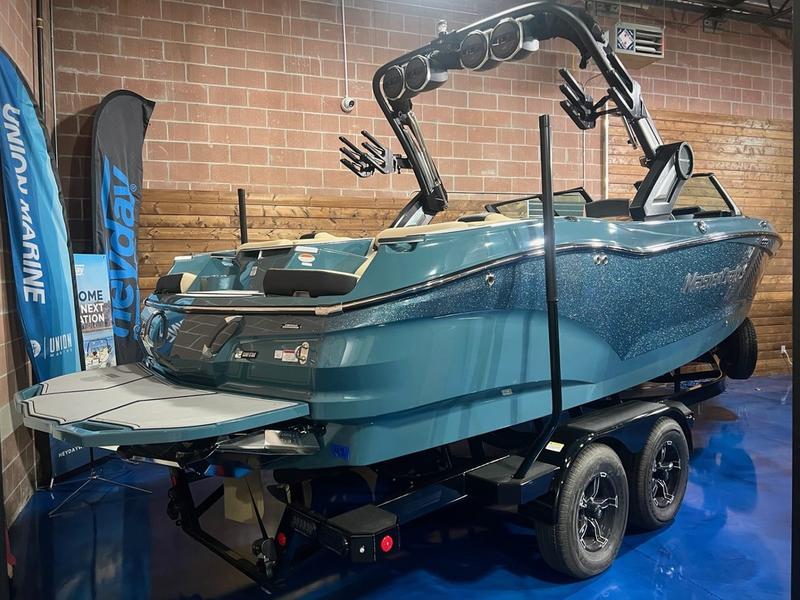 boat.Title