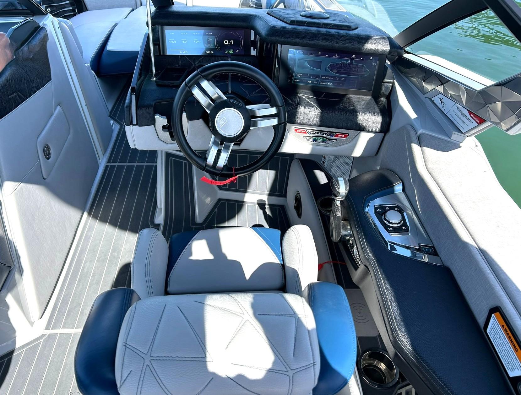 2022 Super Air Nautique G25 Paragon &#8211; 54 Hours with Trailer!