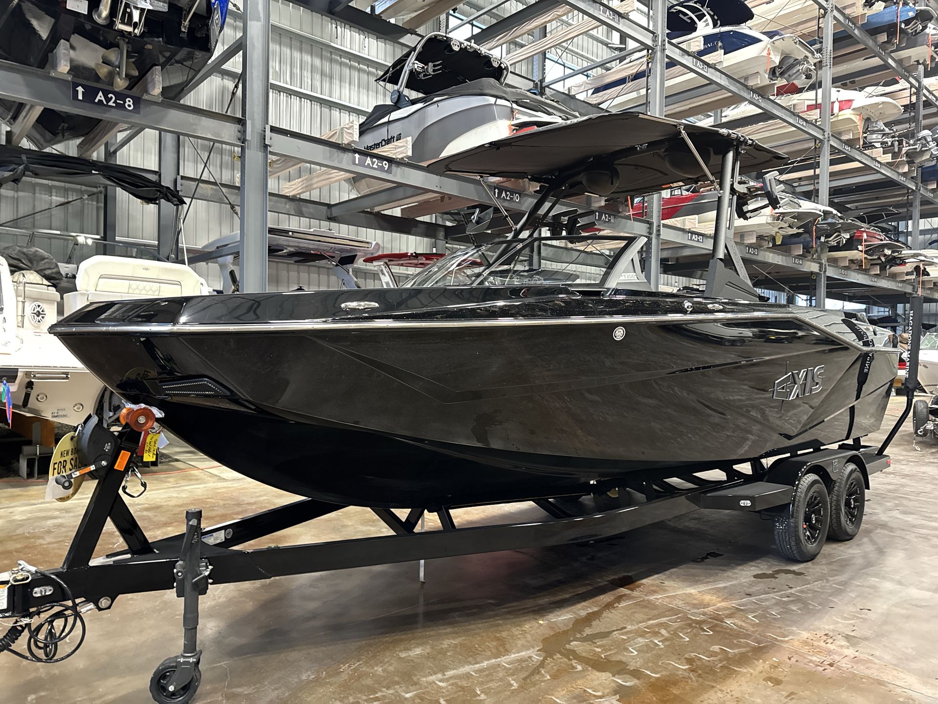 2025 Axis T250
