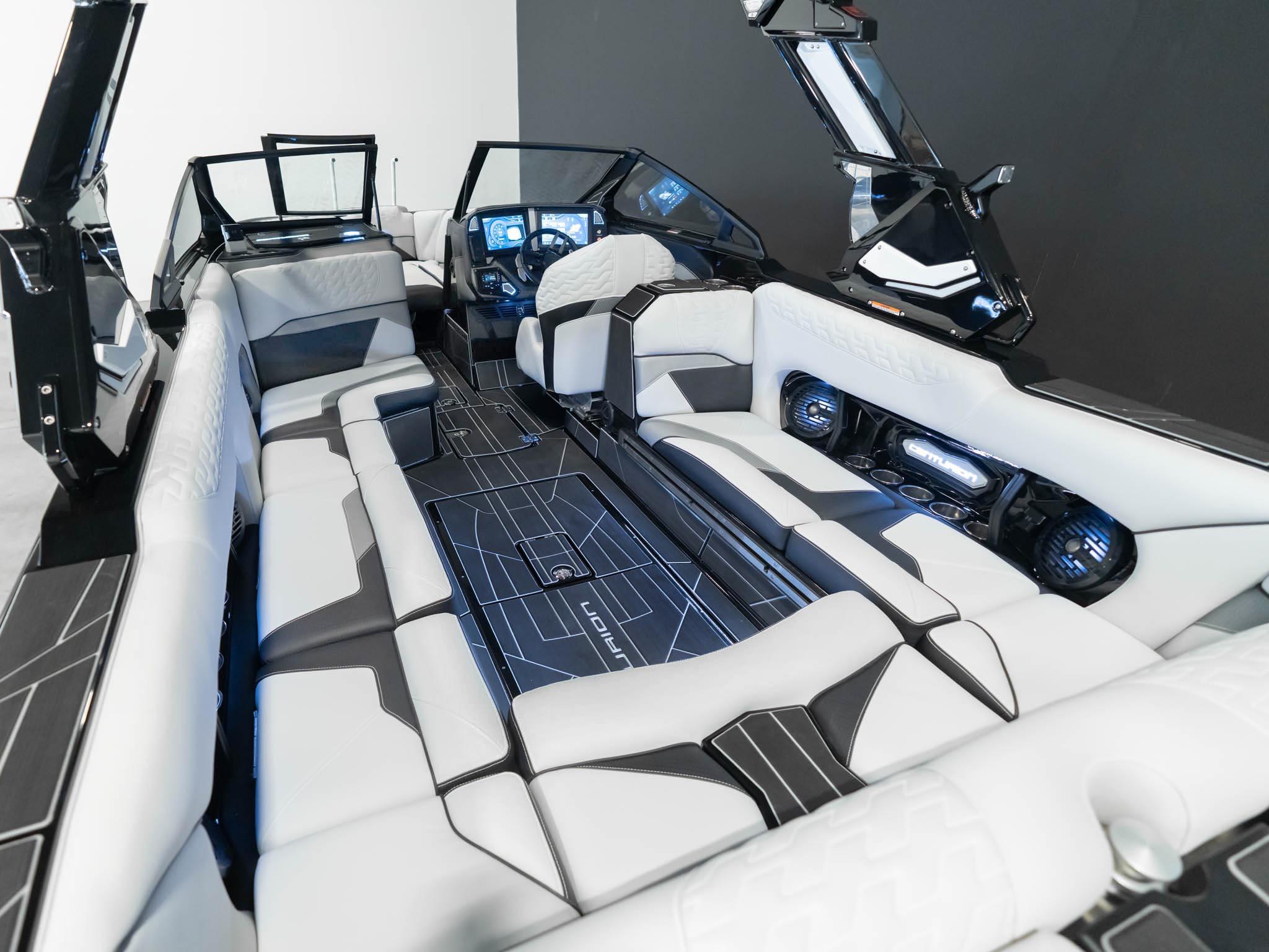 2025 Centurion Ri245 – Black / White