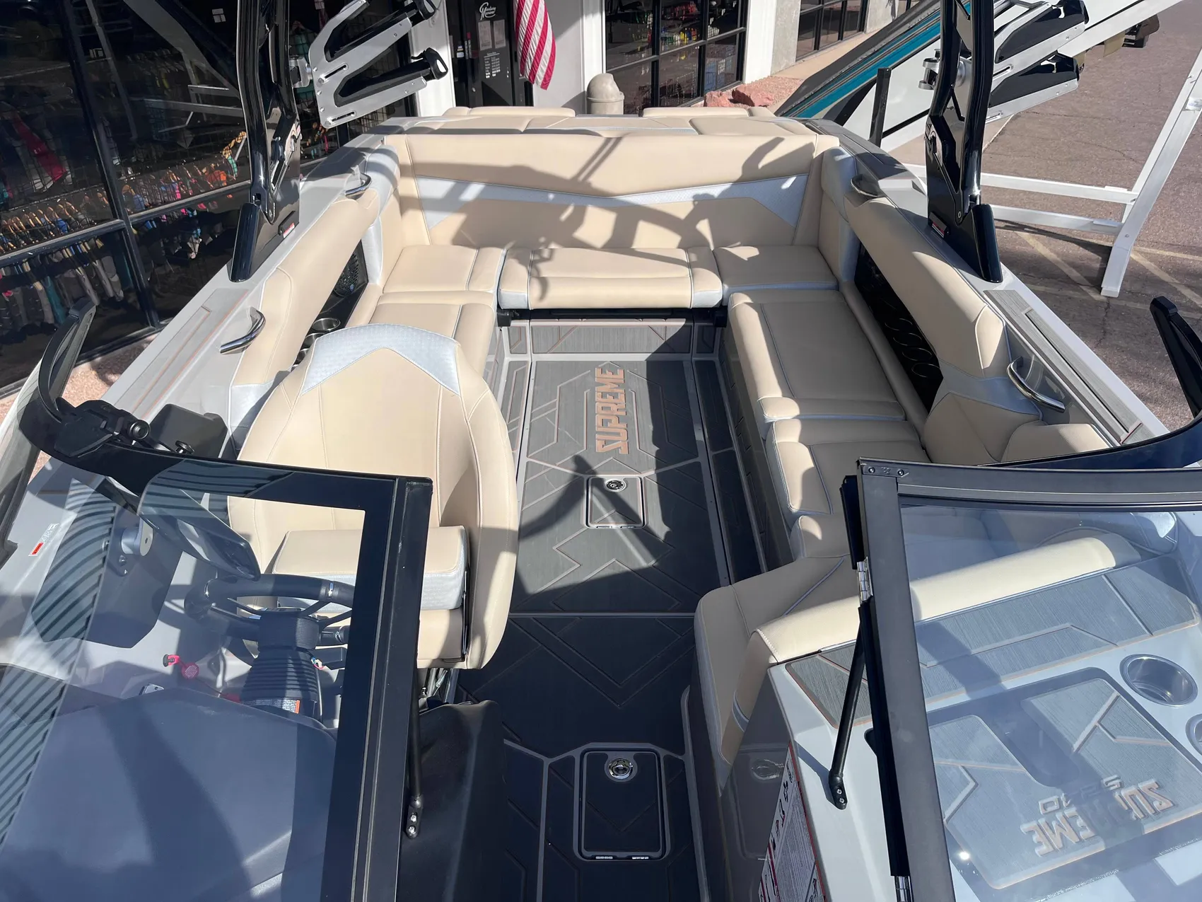 2025 Supreme S240