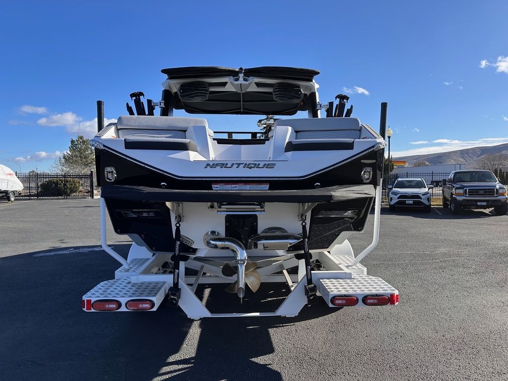 2025 Nautique Super Air Nautique G23