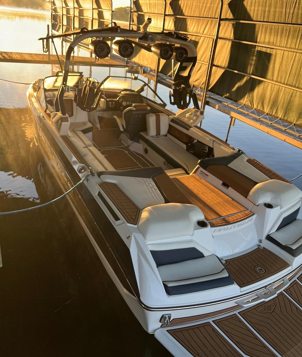 2020 Nautique G25