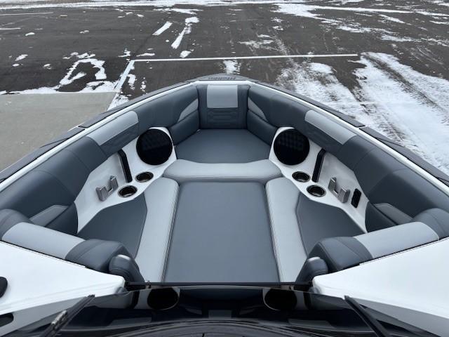 2022 Malibu Wakesetter 25 LSV -LT4 Supercharged