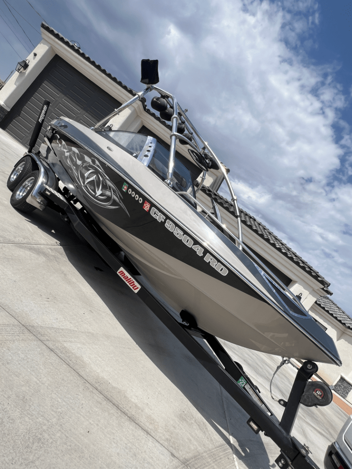 Wakesetter VTX | Super LOW HOURS!