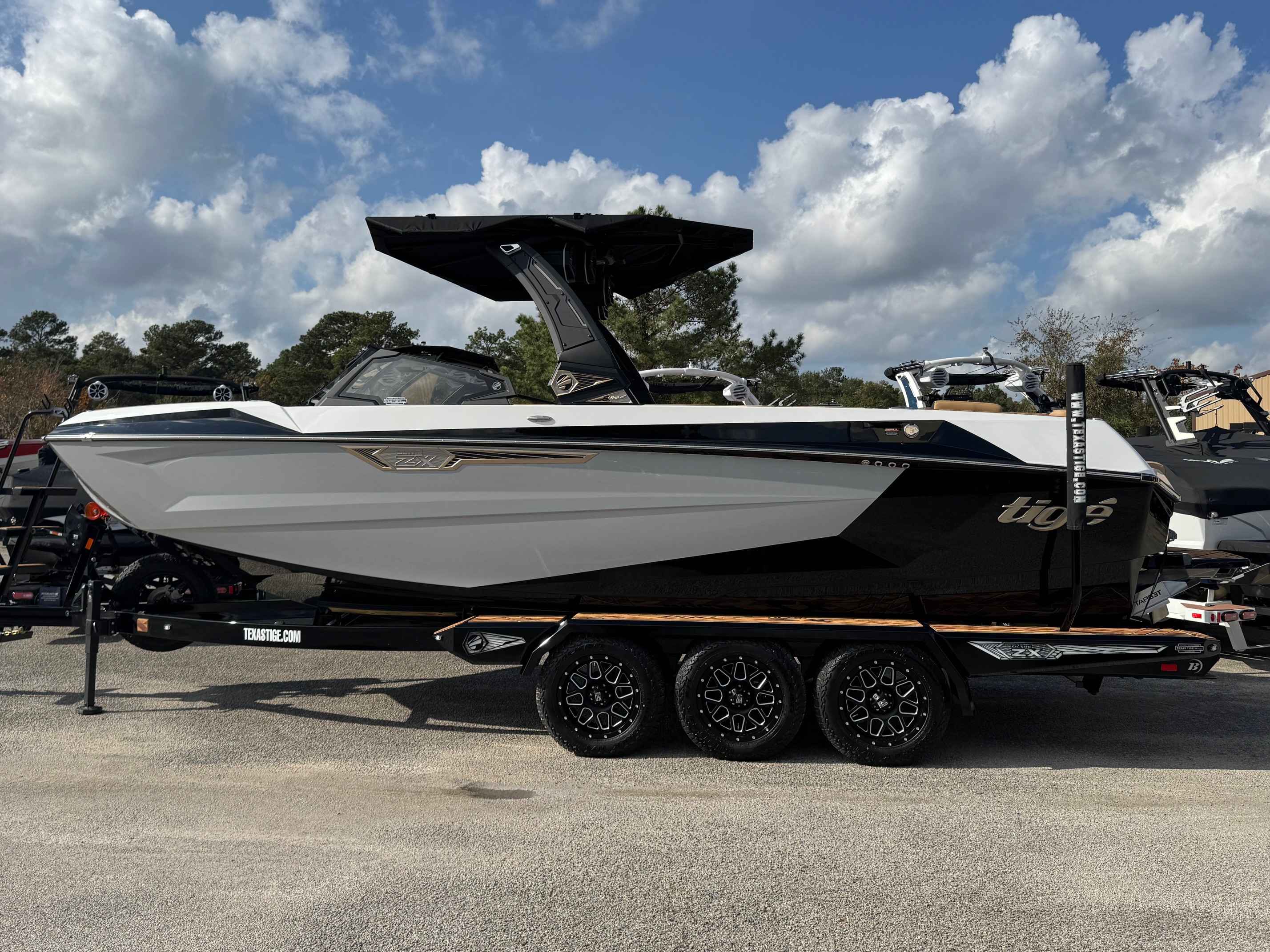 2025 Tige ULTRE 25ZX