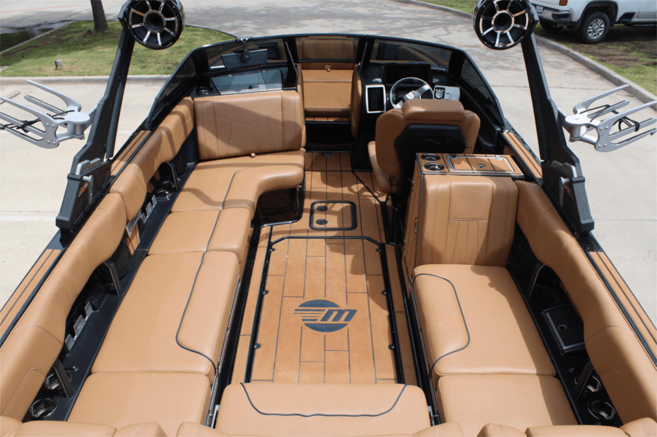 2022 Malibu 24 MXZ