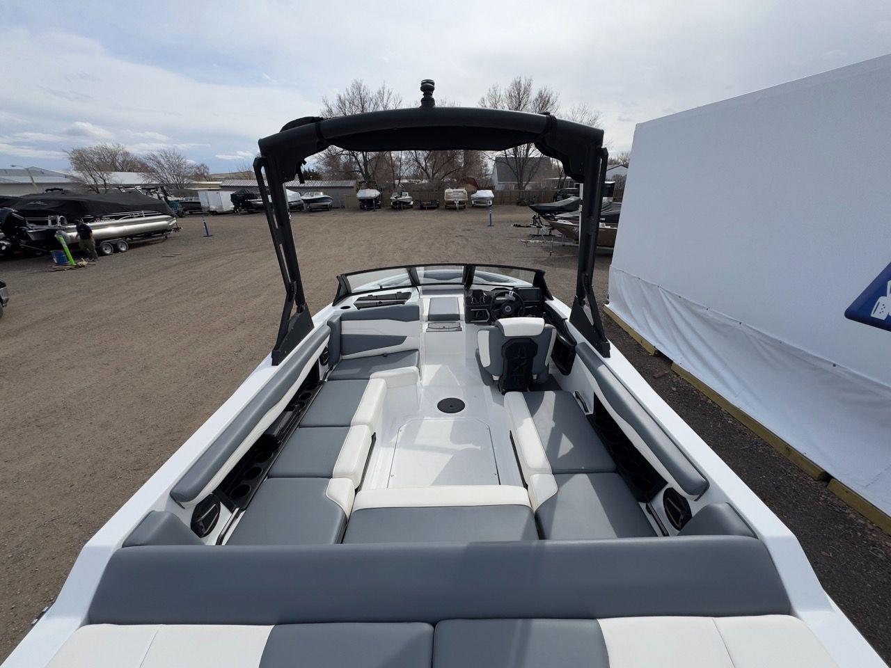2024 Axis T220-R