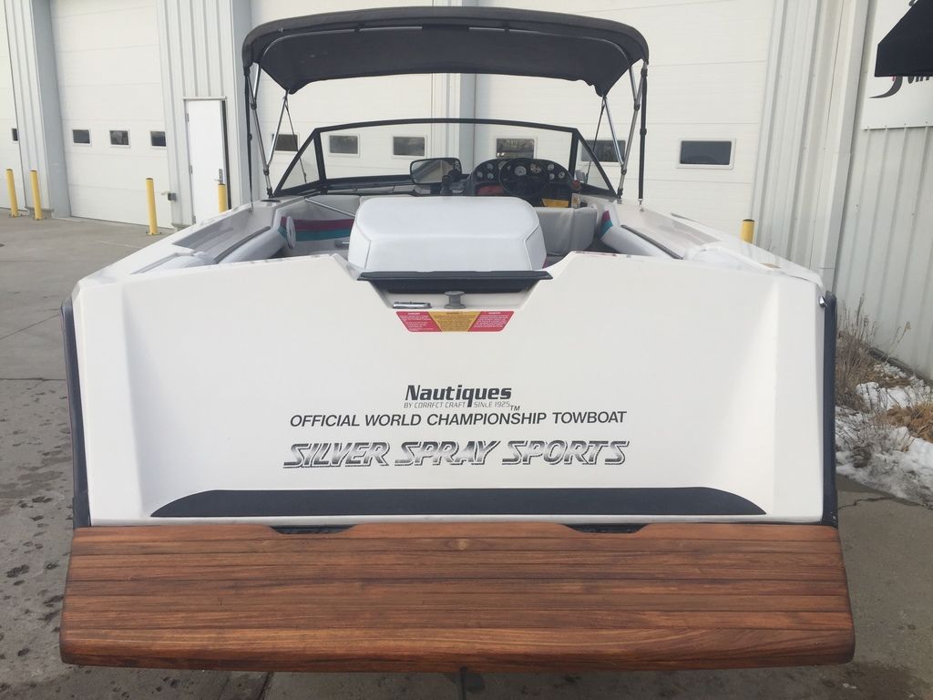 1993 Nautique Ski 196