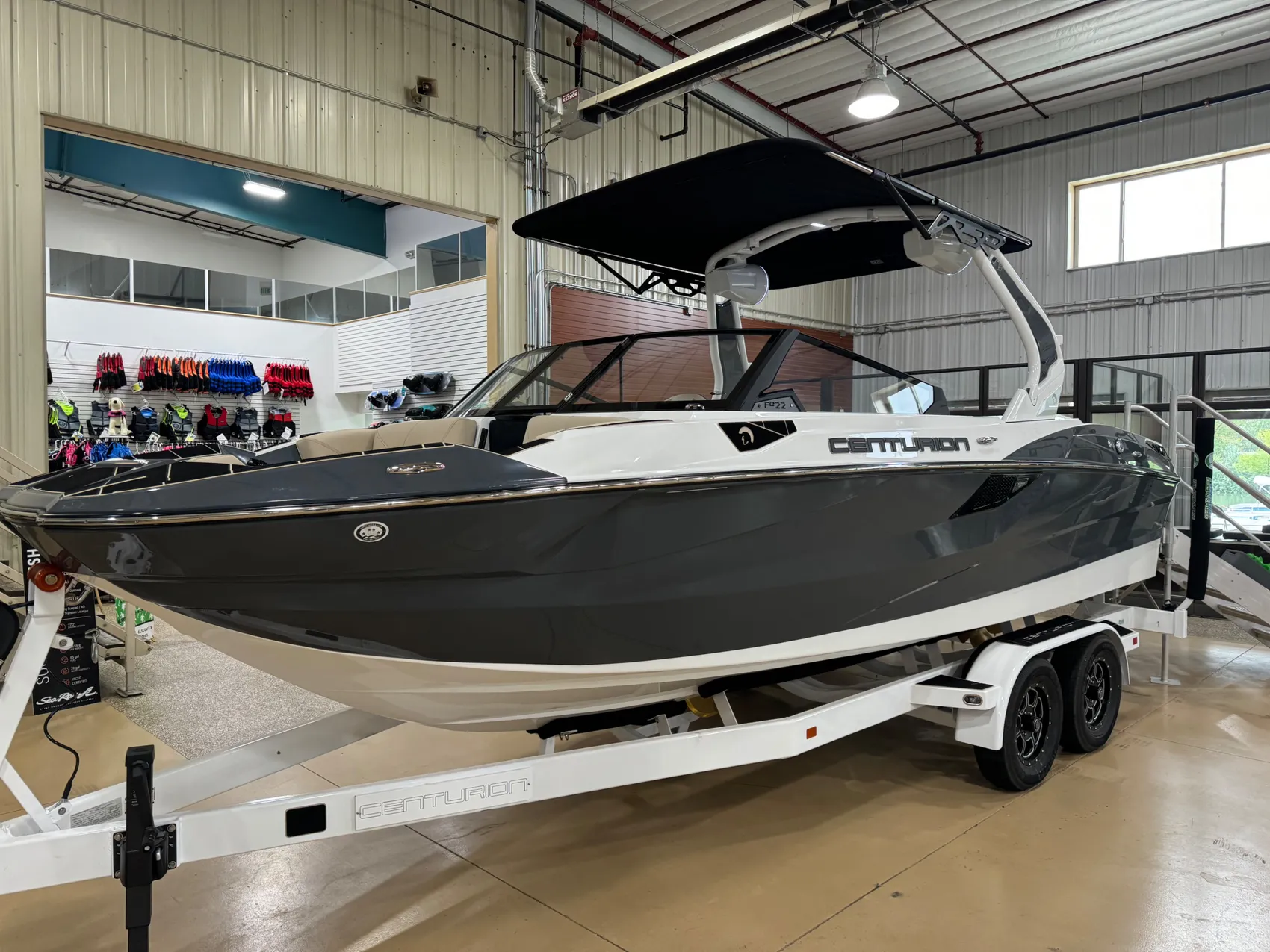 boat.Title