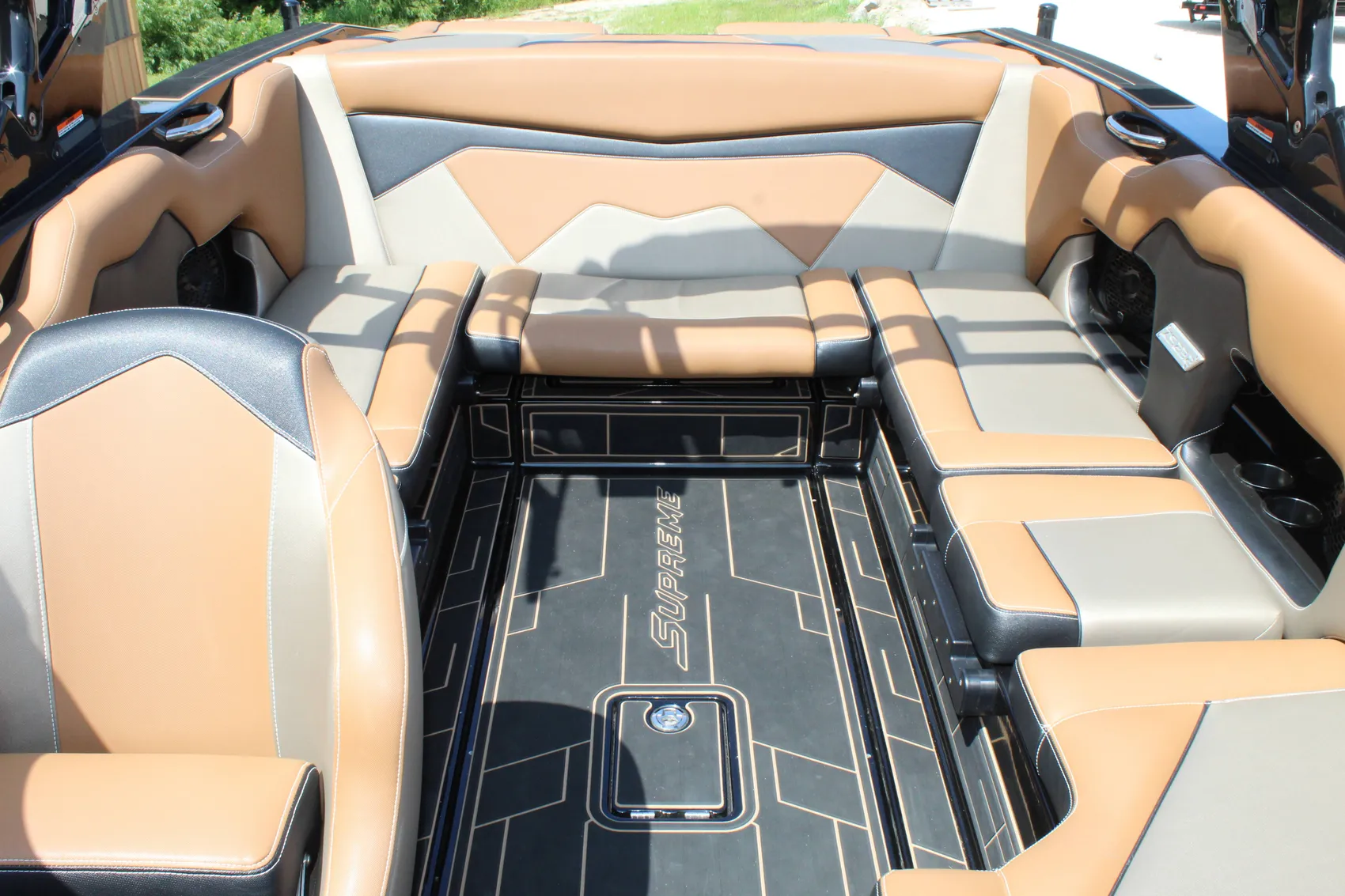 2021 Supreme ZS232
