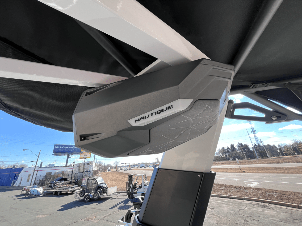 2022 Nautique Paragon G25! Only 200 hours! USA DELIVERY available!