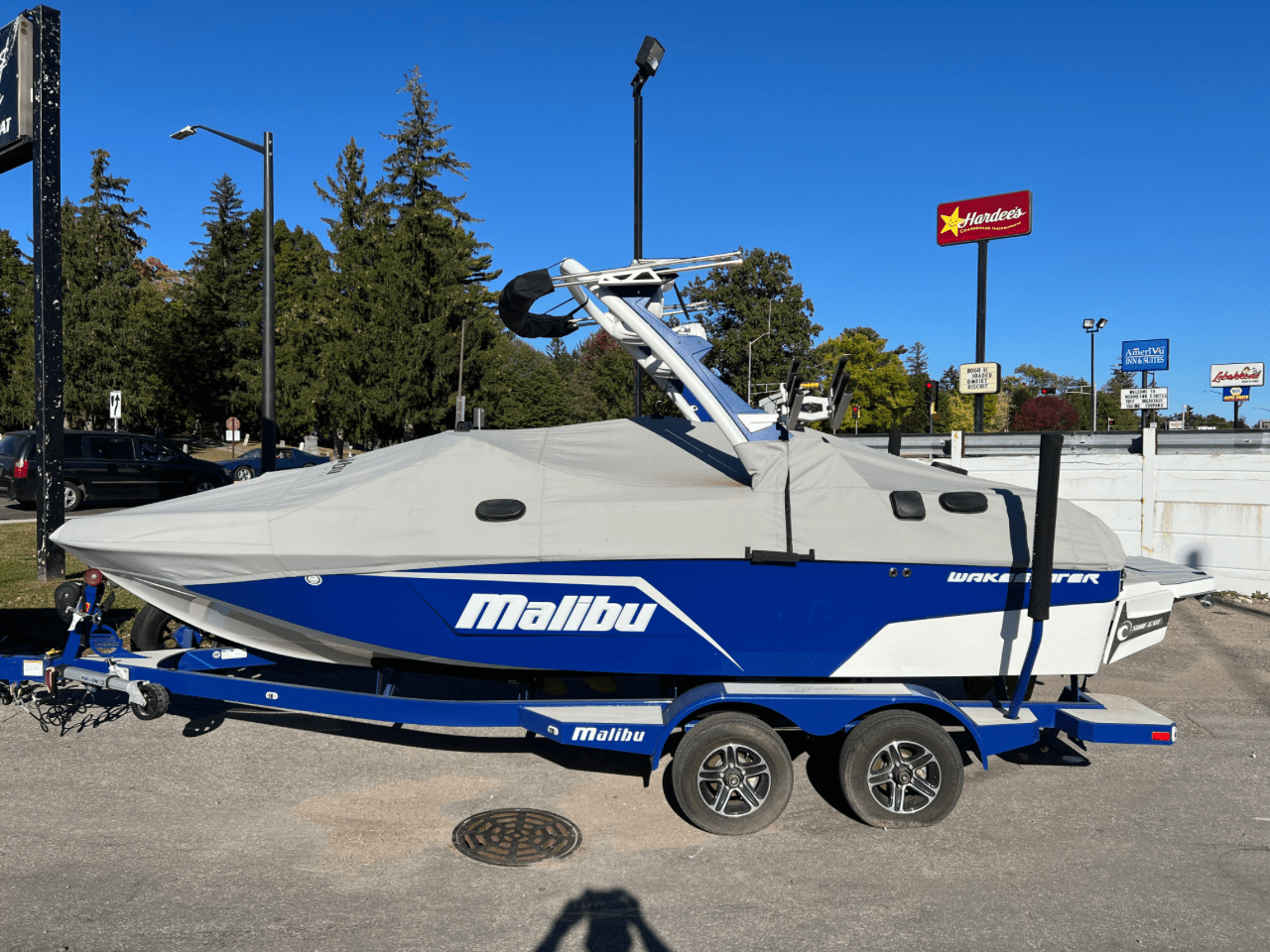 2022 MALIBU 20’ VTX Wakesetter w/ M6DI and Trl